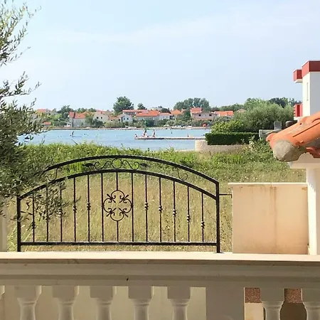 빌라 Olive Grove In Kroatien Direkt Am Nahe Zadar Und Nin 프리블라카