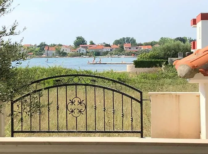 빌라 Olive Grove In Kroatien Direkt Am Nahe Zadar Und Nin 프리블라카